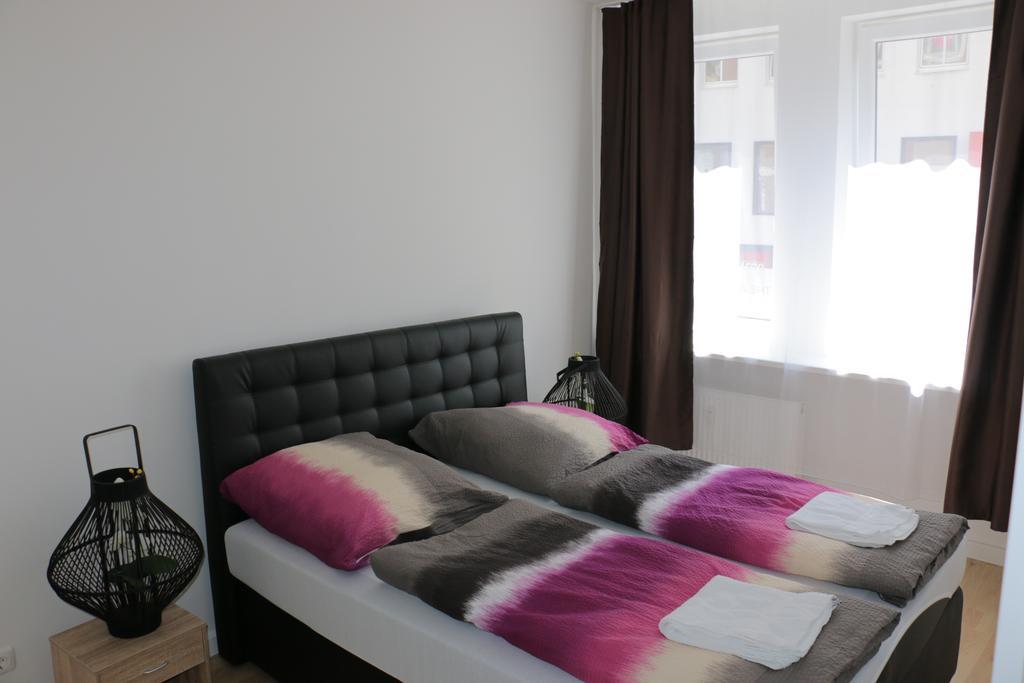 Apartment Center *