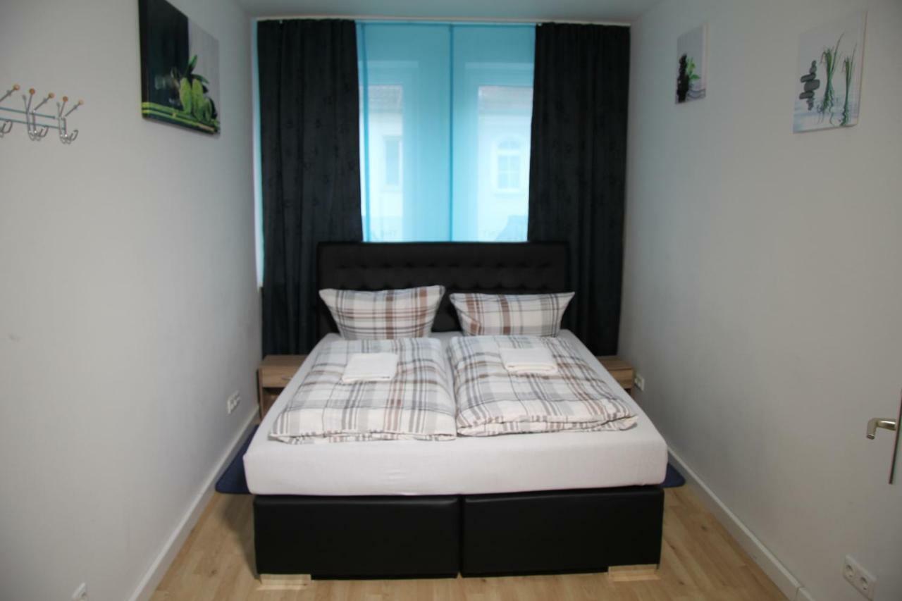 Apartment Center *