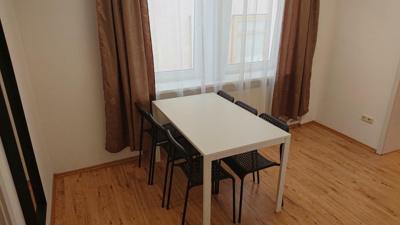 Apartment Center *